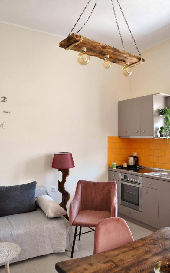Nefelis Apartment